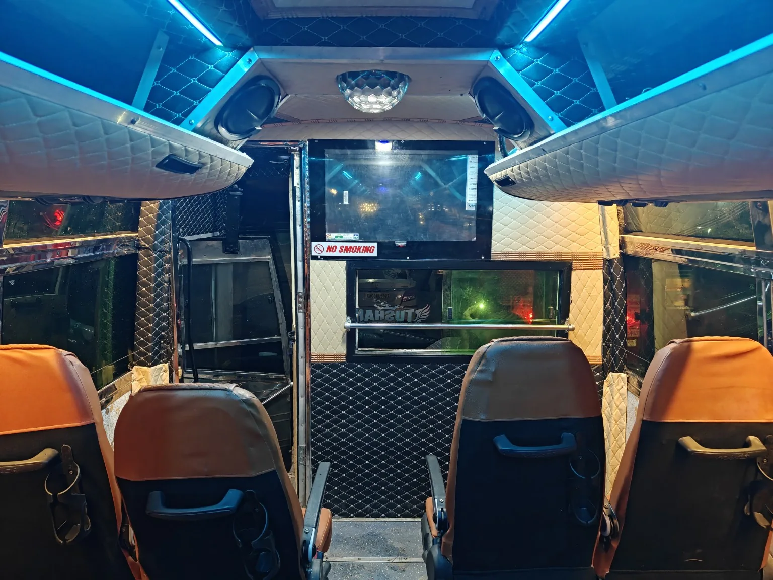 Coach Entry