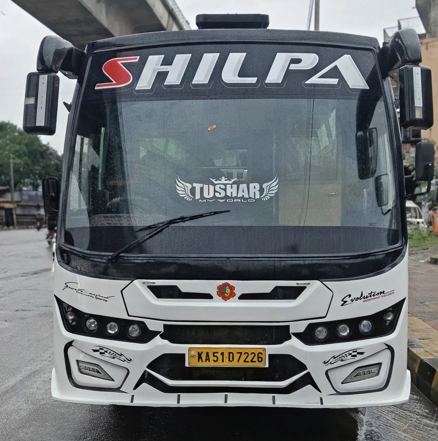Coach Front