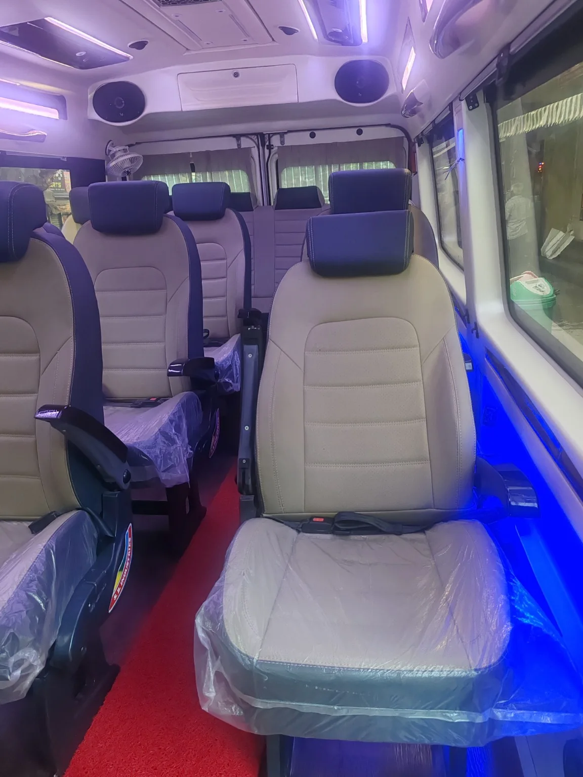 Traveller Seats